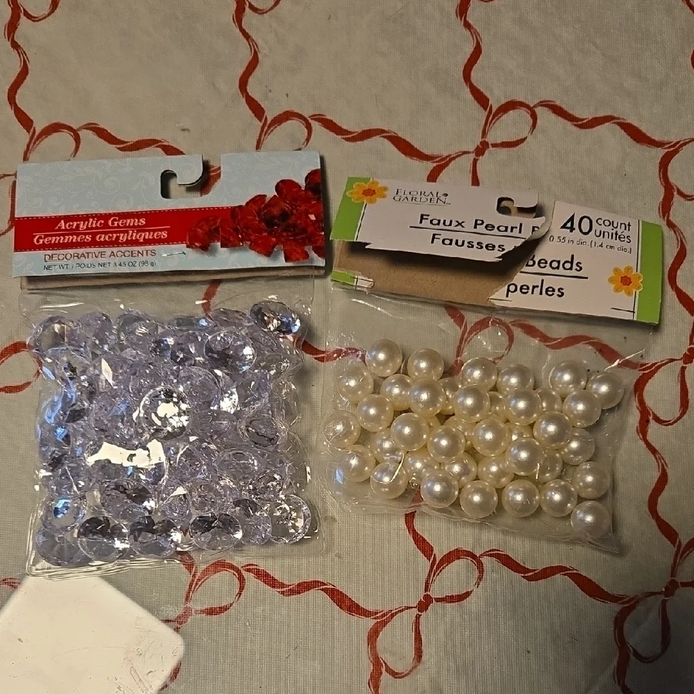 Acrylic Gems and Faux Pearl Beads Set